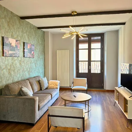 Home4u Apartamento Centro De * Granada