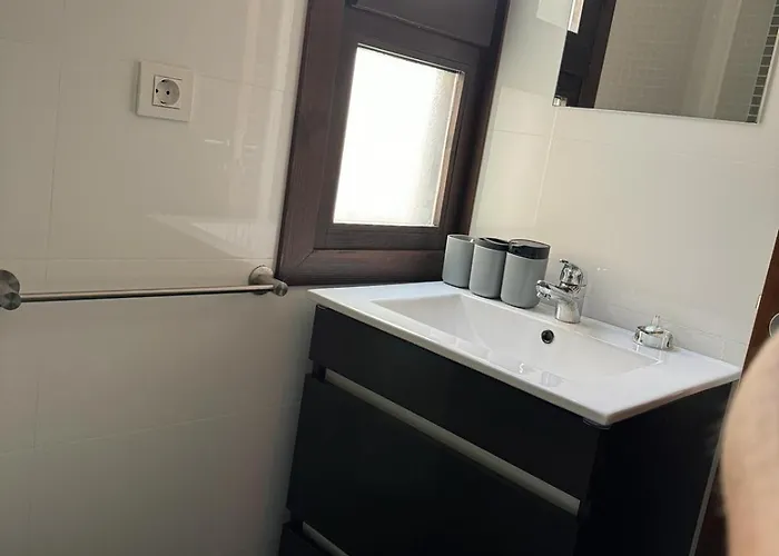 Home4u Apartamento Centro De * Granada